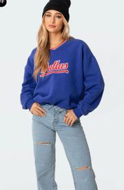 sweatshirt