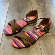 Toms Playa T-Strap Brown Leather & Multicolored Striped Sandals