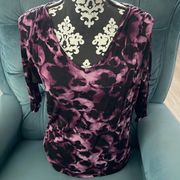 LC LAUREN CONRAD Purple & Black Flower Design V-Neck 3/4 Sleeve Top Size Medium