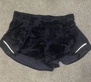 Lululemon Hotty Hot Short 2.5’’