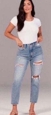 Abercrombie & Fitch  Curve Love Ankle Straight High Rise Straight Jeans 27 / 4
