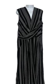 Emma & Michele Women's Black & White V-Neck Jumpsuit Size 14