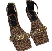 Good American sandals leopard ankle strap oversized chain 5.5 NEW 
Brand new