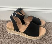 Buckle Sandal