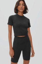 Everlane Black Seamless Cropped Short Sleeve T-Shirt XS/S