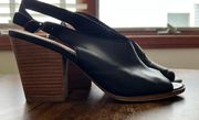 | ladies Overandie block heel sandal. Size: 10M/42