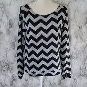 Bobbie brooks chevron sweatshirt size medium