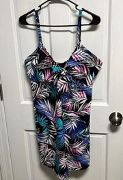 𝅺nwt Fullfitall tropical swim suit top size 18.