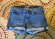 Old Navy Size 4  mid rise shorts