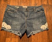 Cici Shorts Size 16, women’s denim jean shorts Cut Off