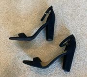 G by guess suede feeling heels in size 7.5