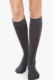 NWT SPANX Well Heeled Bold Chevron Sweater Knee Socks Heather Gray