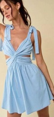 NEW Blue Blush Blue Front Twist Cut Out Mini Dress Size Medium
