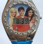 High School Musical Disney kids/women Watch 32mm LCD Digital Display running