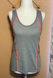 The North Face Flashdry Racerback Tank Size Medium