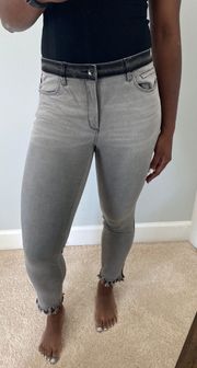 Grey jeggings