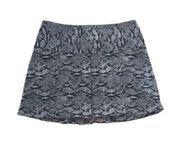 W118 by Walter Backer Black and White Saks Off 5th Women's size 4‎ mini skirt