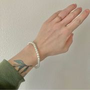 Vintage “Zakiah” Petite White Pearl Stretch Bracelet Classic Feminine Elegant