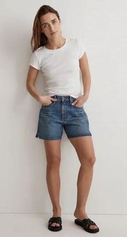 Shorts — Mid Length