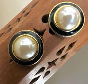 Ann Taylor faux pearl post earrings