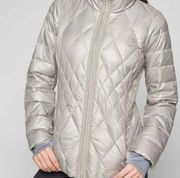 Athleta Responsible Down Gray Jacket Pebble Puffer Quilted Coat Size Small