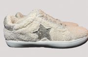 Women’s UNIONBAY Emmi‎ Faux Fleece Casual Sneaker with Glitter Accent Size 8