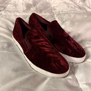 Crown and Ivy Maroon Crushed Velvet Slip Ons 9 1/2