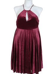 Endless rose burgandy velvet  halter pleated fit and flair dress Size large 