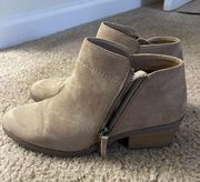 Women’s ankle cut boots Time and Tru size 8.5