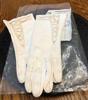 Vintage age 1950s White Leather Gloves Women’s Size 7