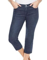 NEW NWT NINE WEST Chrystie Capri Jeans Light Blue Mid Rise Cotton Blend Denim 6