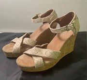 Toms Aztec print cork wedge sandals size 9 EUC!