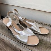 Vintage 80s Easy Street silver metallic Slingback heels