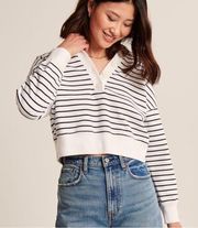 Abercrombie & Fitch | So Soft Nautical Johnny Collar Button Cropped Sweatshirt S