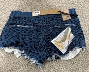 Size 27  Alberceque Low Rise Cut Off Embroidered Shorts Crowded House