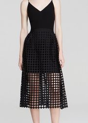 Dress - Double V-Neck Crepe Diamond Cutout Skirt - Sz. 6
