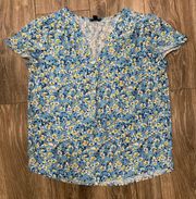 size small short sleeve floral printed blouse