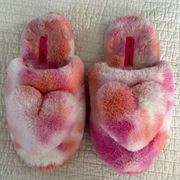 BETSY JOHNSON Fuzzy Pink‎ White Heart Slippers Size Extra Large 11-12