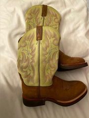 NWOT Twisted X Light Green/Brown Leather Cowgirl Boots With Beautiful Details