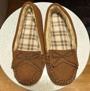 Women’s Moccasins in Size 5-6