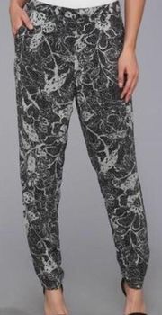 Aryn K Slouch Joggers pant black/grey/white