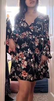 NWT  Boutique Floral Black Mini Dress Size S