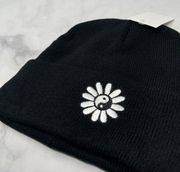 NWT Forever 21 Embroidered Flower Power Yin Yang Hippie Beanie Hat Streetwear