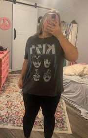 Kiss Graphic Tee