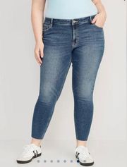 Old Navy NWT  Mid Rise Rockstar Super Skinny Ankle Jeans