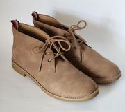 Tommy Hilfiger Benay Chestnut Faux Leather Chukka Boots Size 8