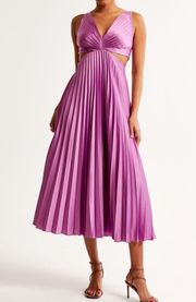 Abercrombie Giselle Pleated Cutout Maxi Dress