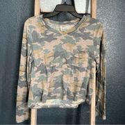 Tresics Long sleeve Crop Camo TShirt