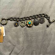 NWT Lucky Brand Antique Gold Peace & Love Toggle Charm Bracelet