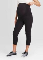 Isabel Maternity by Ingrid & Isabel Over Belly Active Capri Pants Leggings XS